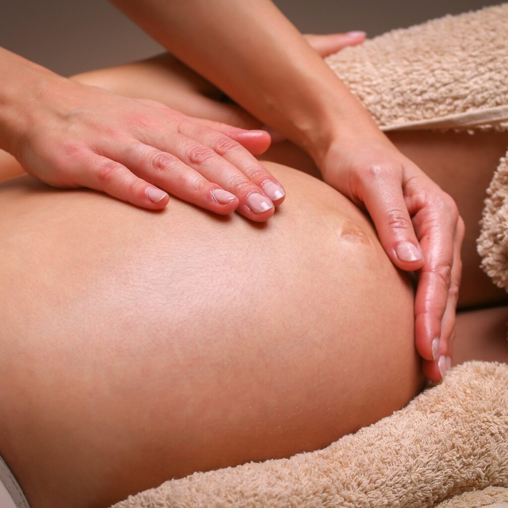 massage prénatal - massage femme enceinte